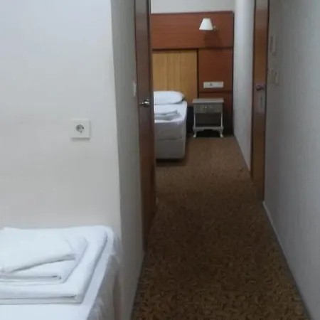 Hotel Yeni Sakran